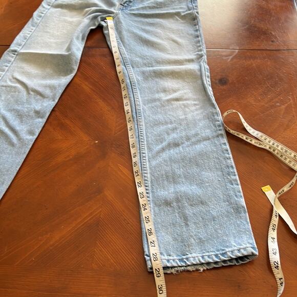 London Jean Lightwash Blue Denim Straight Leg Jeans Woman Size 6 Classic Rise - Picture 8 of 10